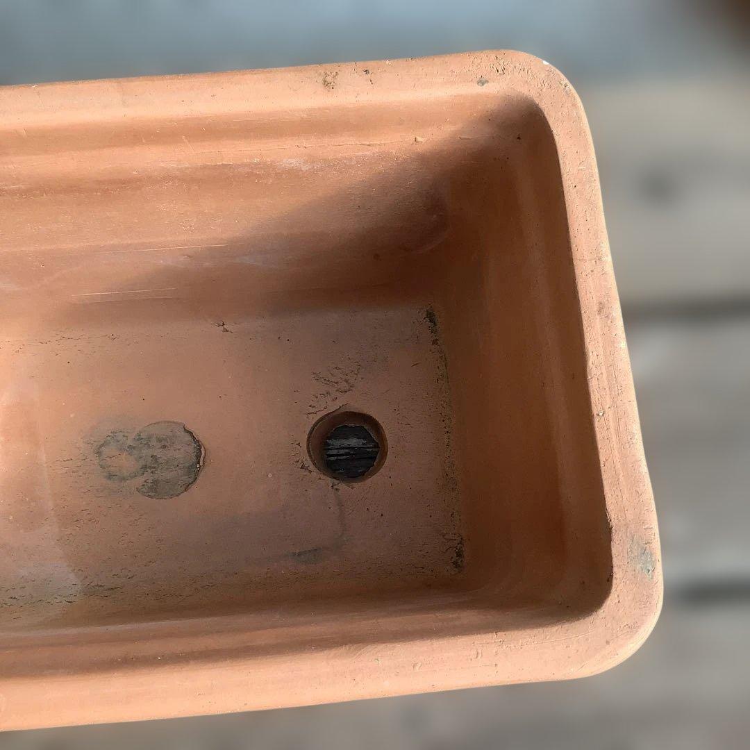 素焼き　大きなプランター