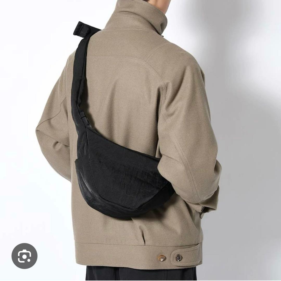 itti ショルダーバッグ