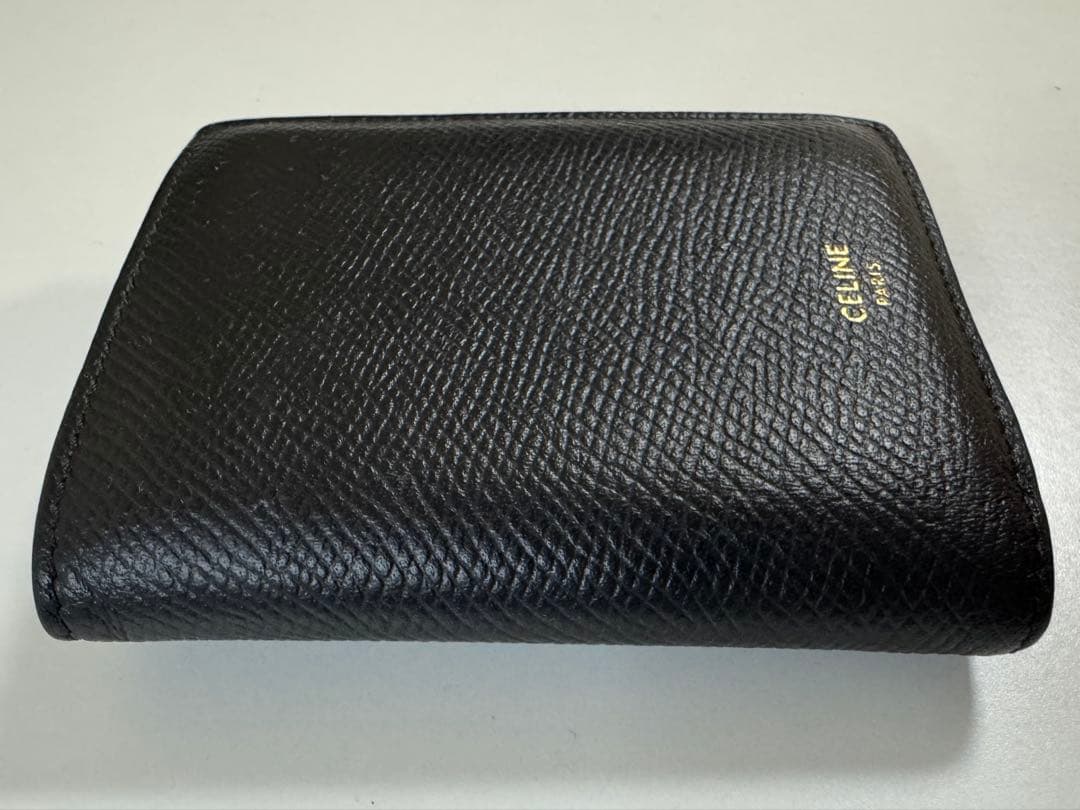 ち*い様 【美品】 CELINE ブラックレザー 二つ折り財布 【レア】