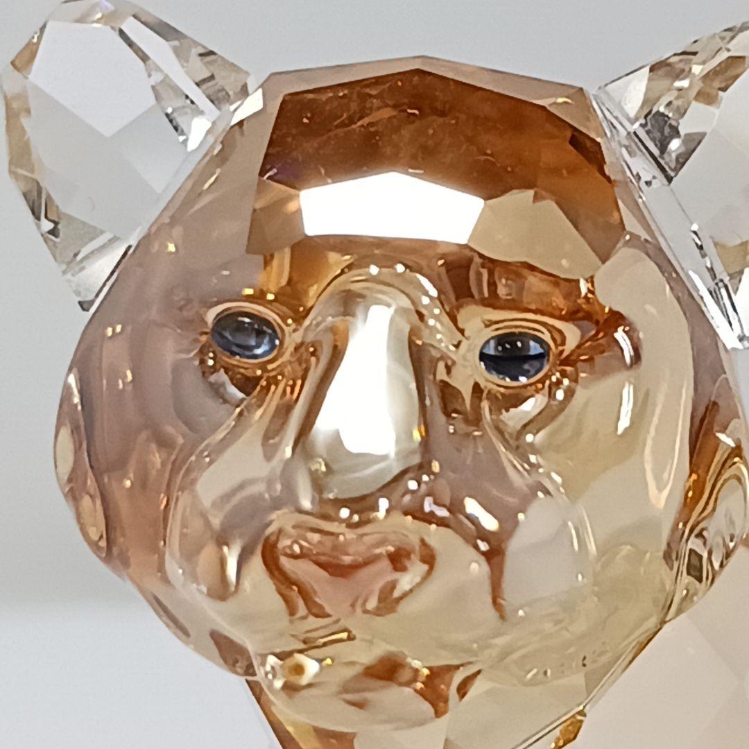 Y2435-2 スワロフスキー 2010年 SCS会員限定 トラの赤ちゃん座り