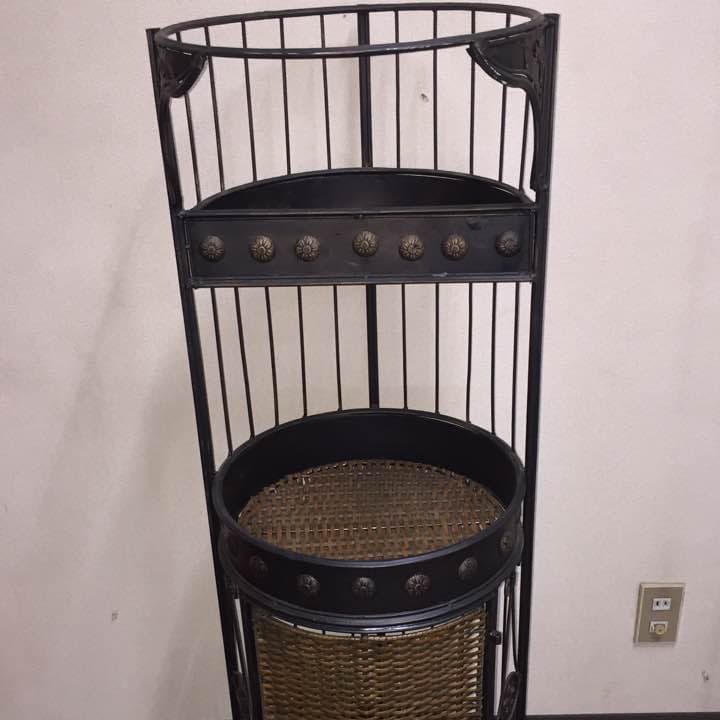 アンティーク調ワインラック