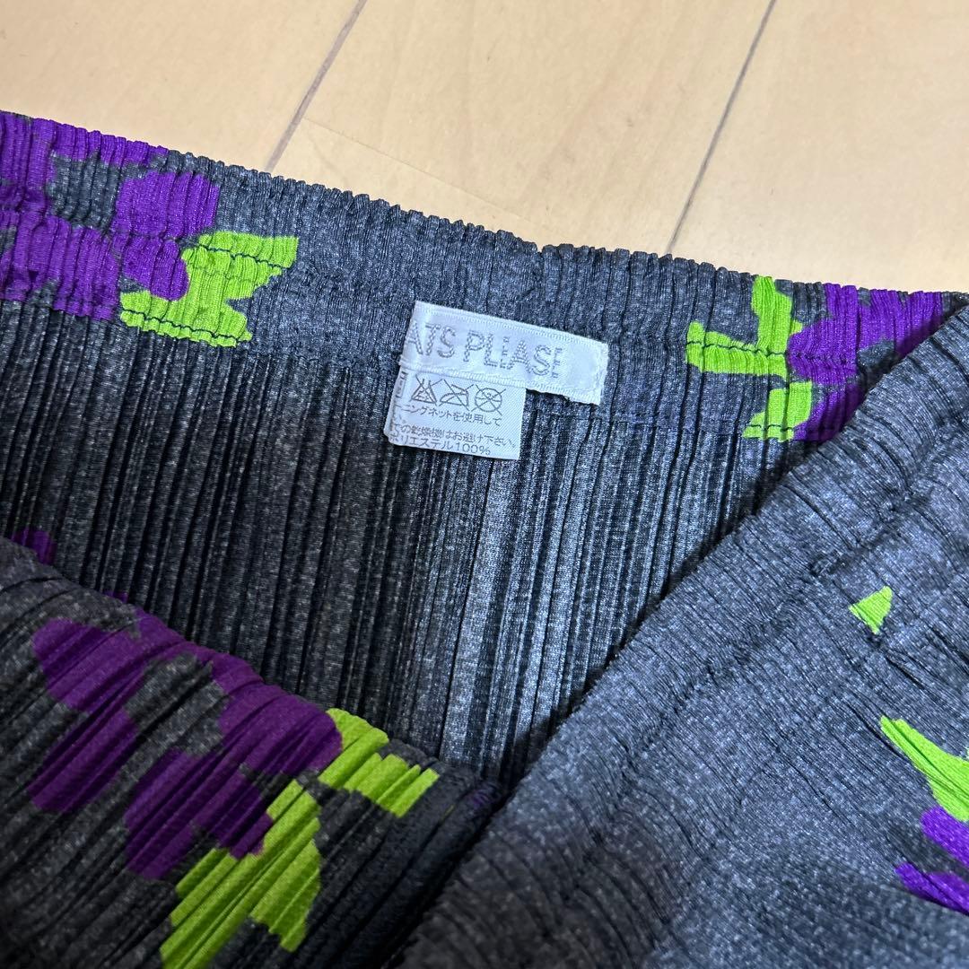 美品　プリーツプリーズ　イッセイミヤケ　プリーツロングスカー花柄