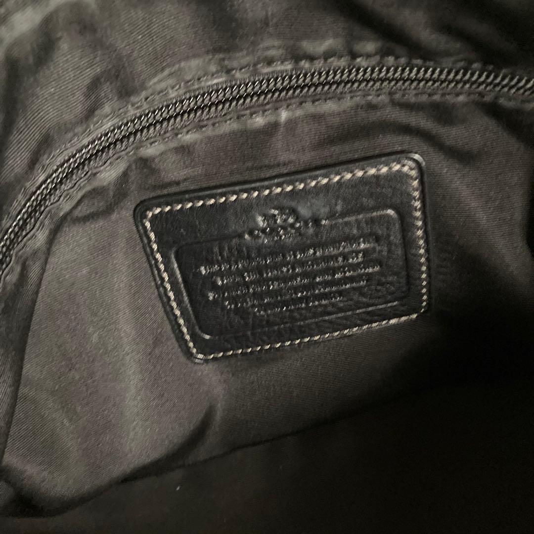 ＊B＊COACＨ　斜めがけショルダーバッグ　クロスボディ レザー　ブラック