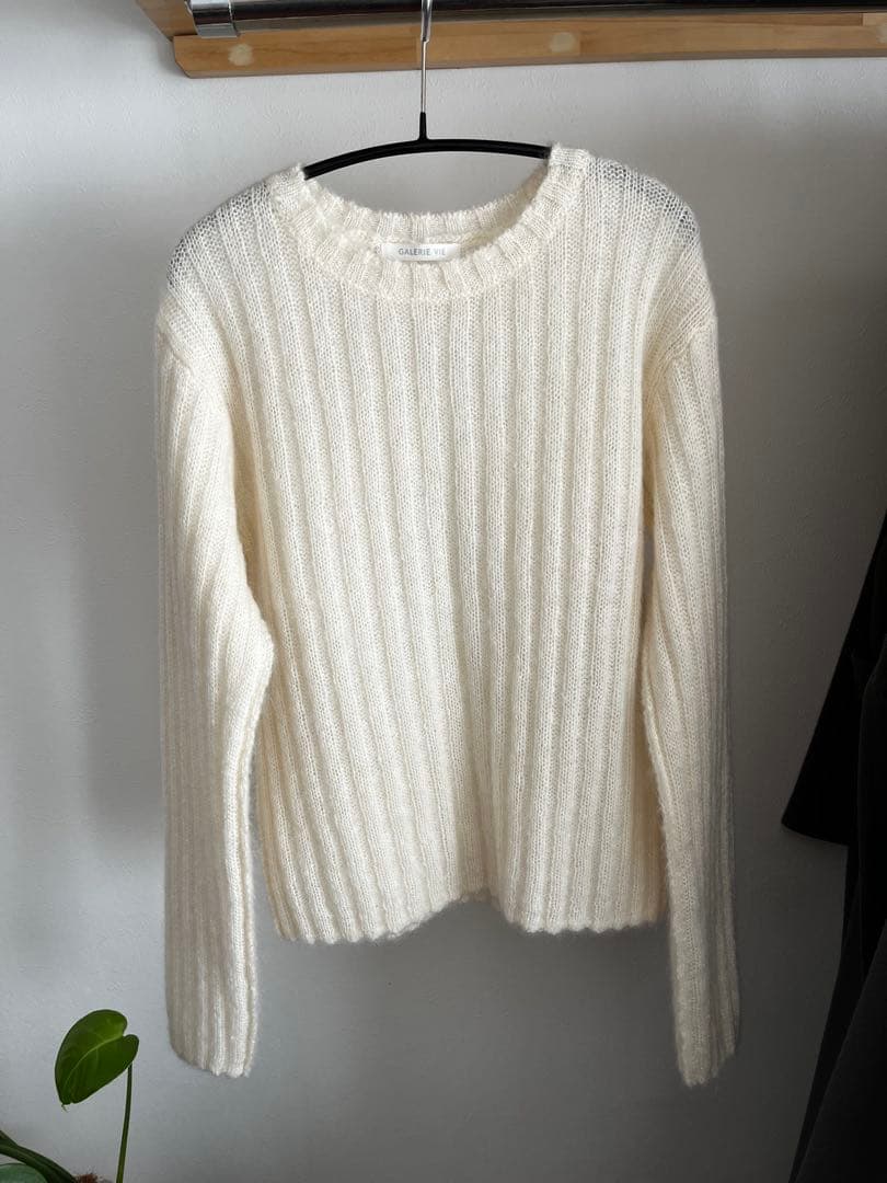 試着のみ　GALERIE VIE　キッドモヘヤクルーネックプルオーバー　ホワイト