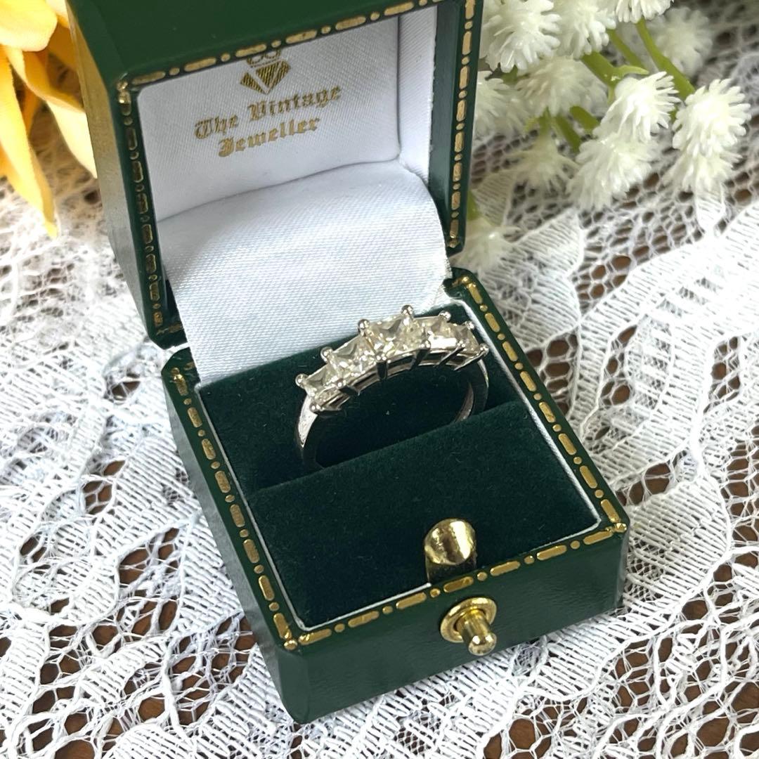 【早い者勝ち】英国 ヴィンテージ 9金 ホワイトゴールド プリンセス リング