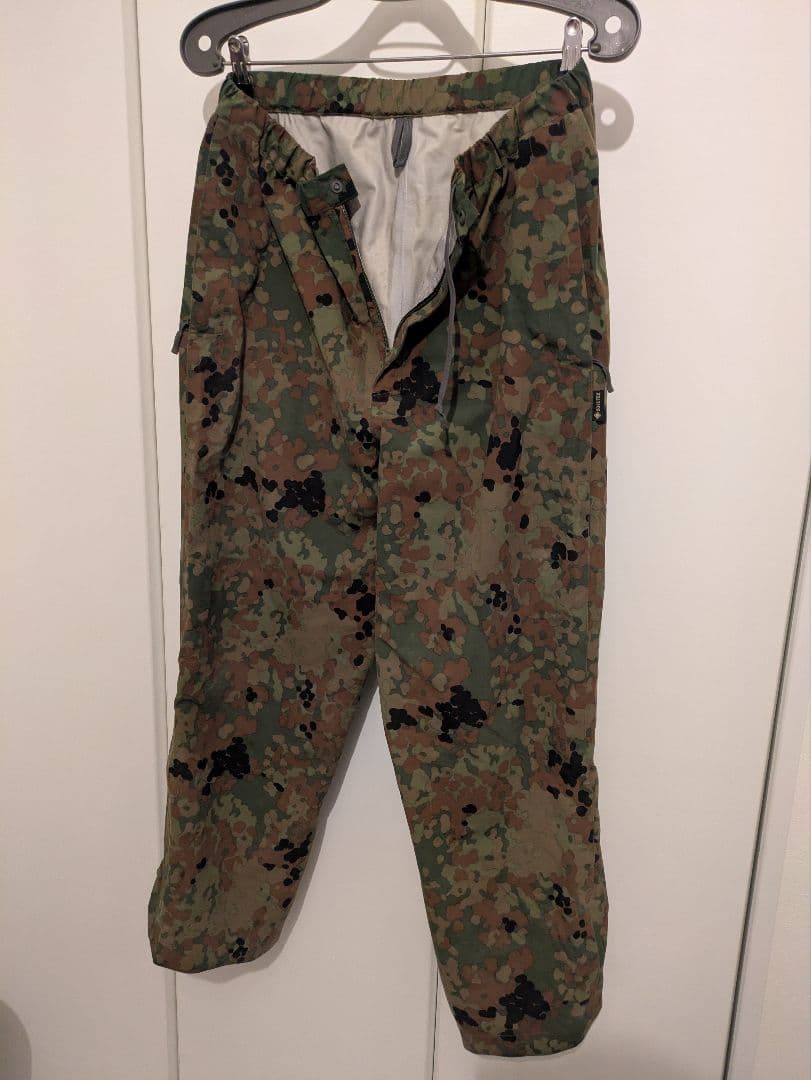 泰*】様 mont-bell　陸自迷彩 レインスーツ(上下セット)　Мサイズ