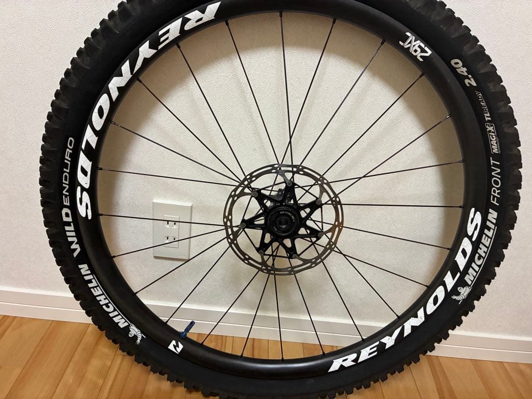 T*i様 29インチカーボンホイールReynolds i9 hydraハブ XG