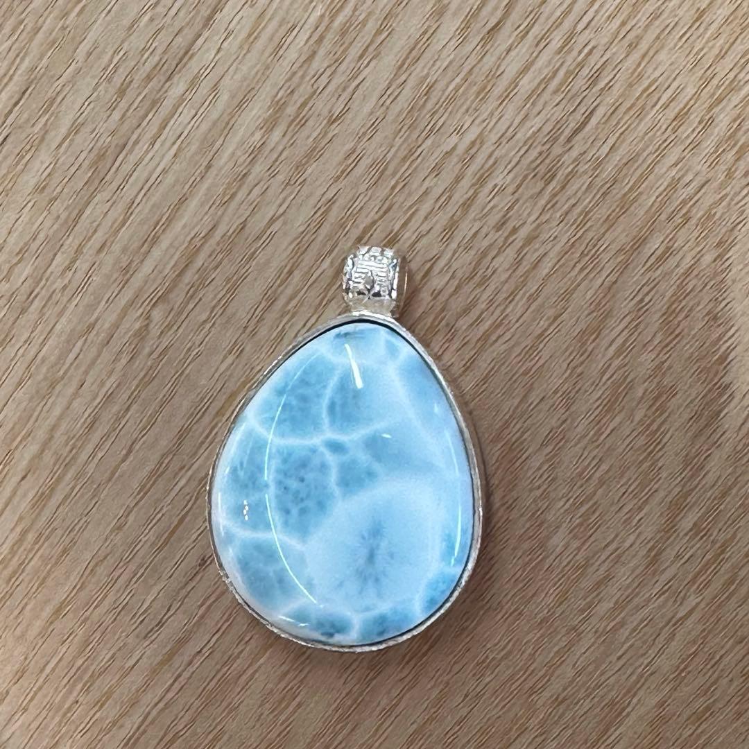 ラリマー涙型ペンダント