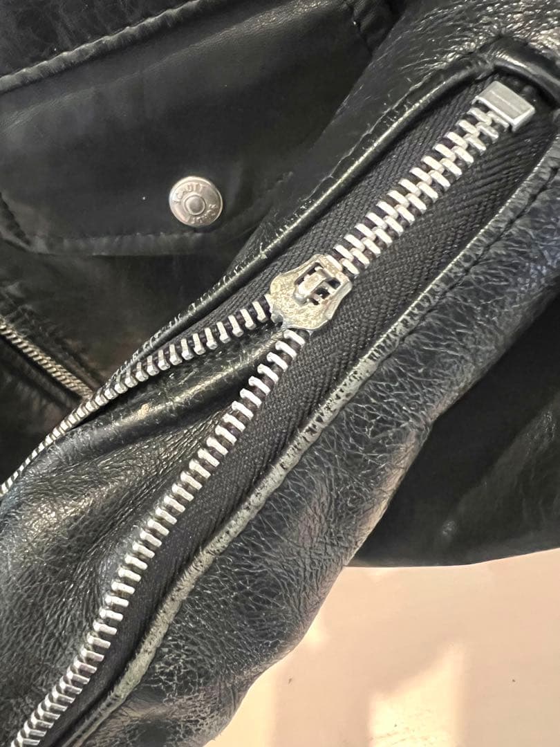 US製 Schott ライダースジャケット ダブル 36サイズ 訳あり