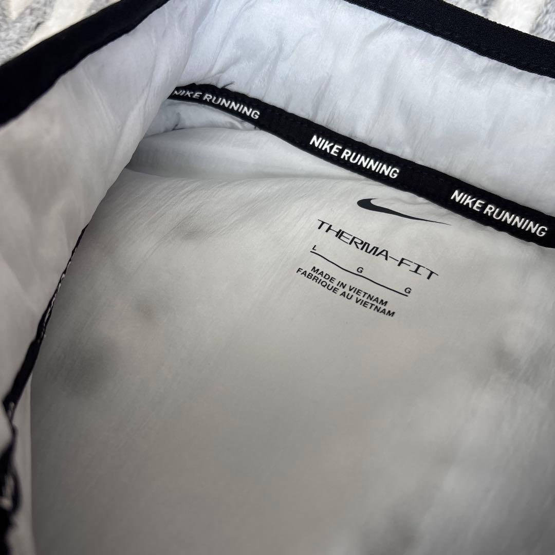新品　ナイキ　メンズ　ランニングベスト　中綿　ブラック　黒　軽量　撥水　L