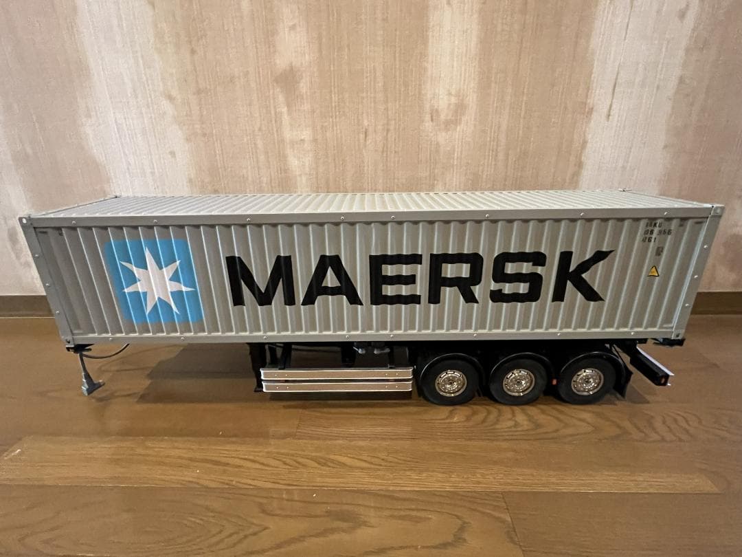 1/14RC 40フィートコンテナ セミトレーラー （ライトユニット付き完成品）