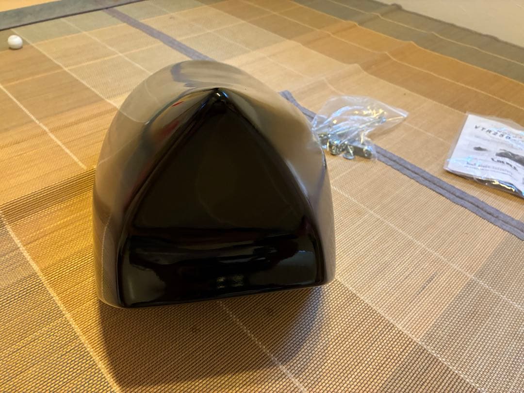 vtr250 コワースアンダーカウル取付のみ黒ゲルからウレタン塗装済み