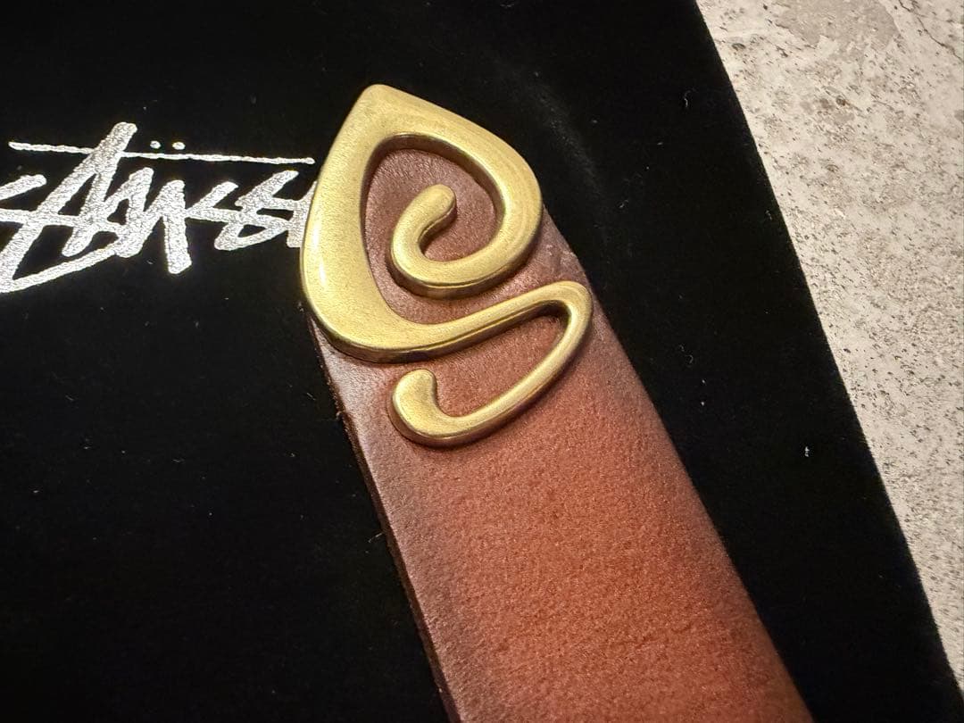 Stussy ブラウンレザーベルト S/M