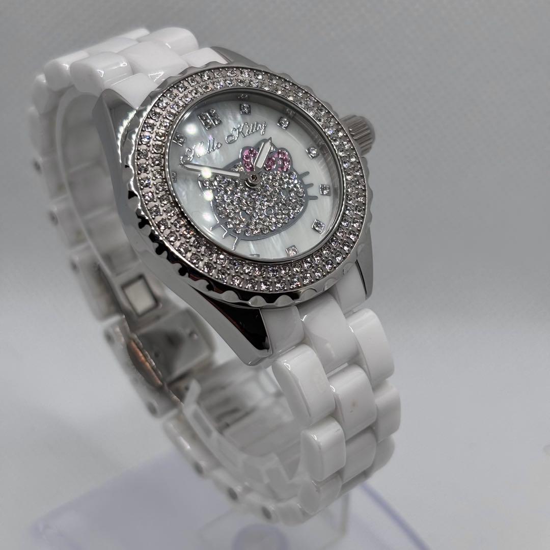 wekyサンリオ ハローキティ スワロフスキー レディース 稼働品 新品電