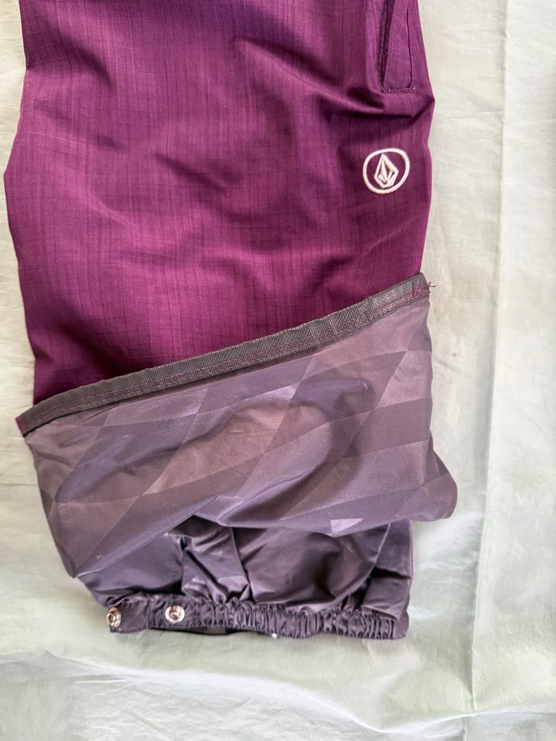 Volcom 子ども用 スノーボードウェア