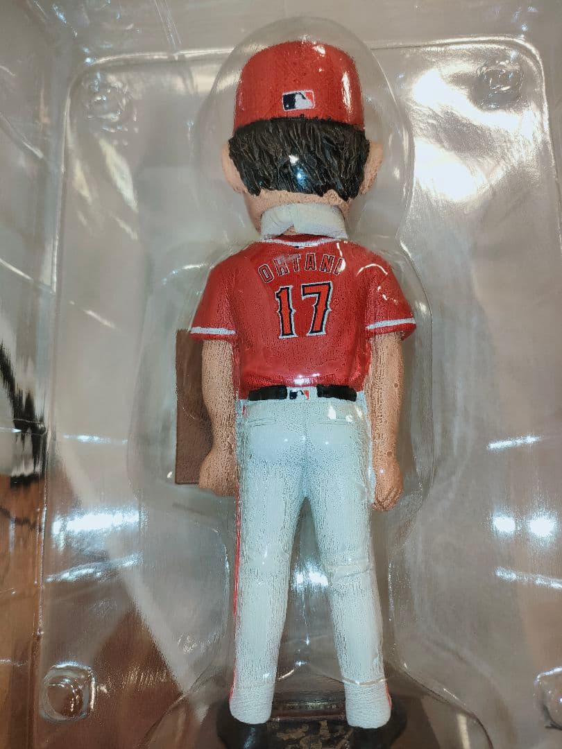 激レア　世界1008体限定　大谷翔平　新人王受賞記念　ボブルヘッド