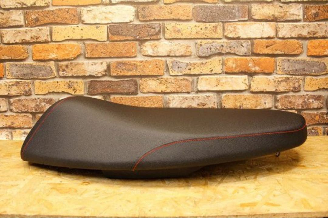 シグナス 2型 フラットシート partyup製