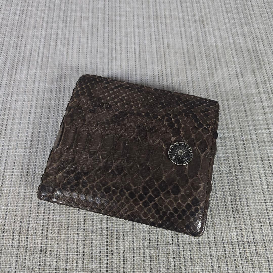 VERSACE　ヴェルサーチ　パイソン柄　ヘビ革　二つ折り財布　折り財布