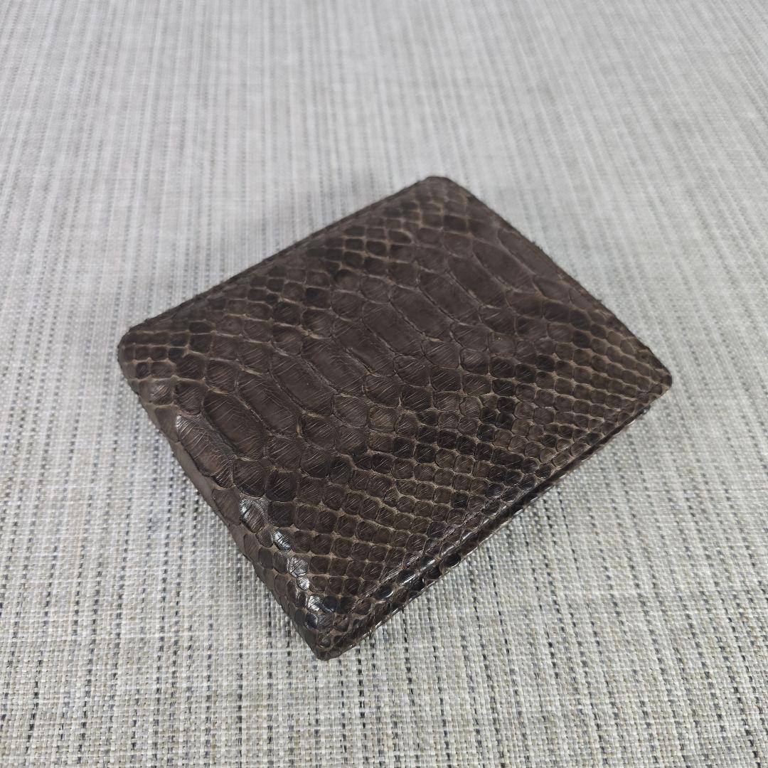 VERSACE　ヴェルサーチ　パイソン柄　ヘビ革　二つ折り財布　折り財布