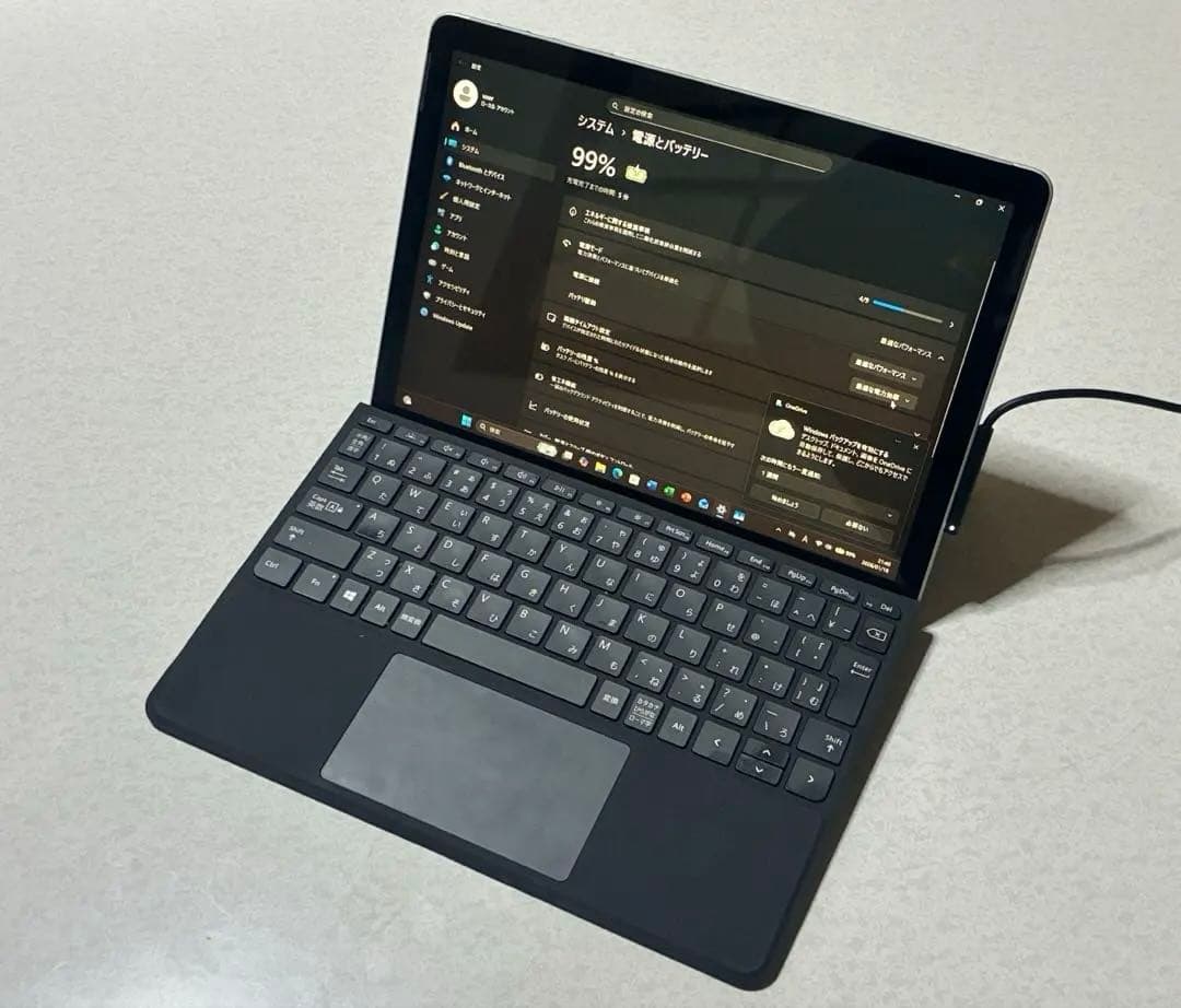 ★ Microsoft surface Go2 メモリ−8GB