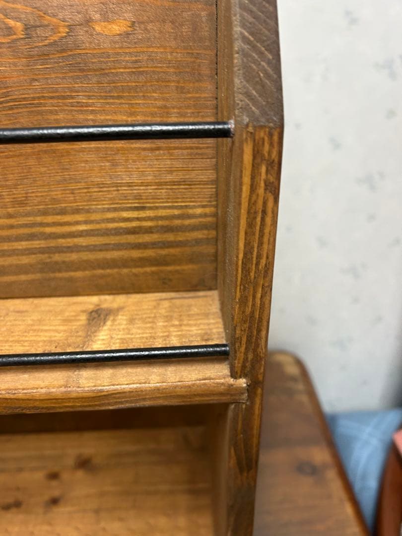 glue 　niko and ニコアンド　本棚　マガジンラック