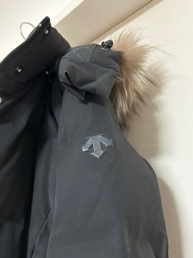 デサント水沢ダウン（レディース:XL）ブラック　ファーつき