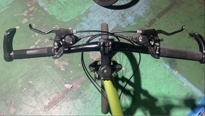 中古美品 マウンテンバイク 26インチ 21段変速 自転車