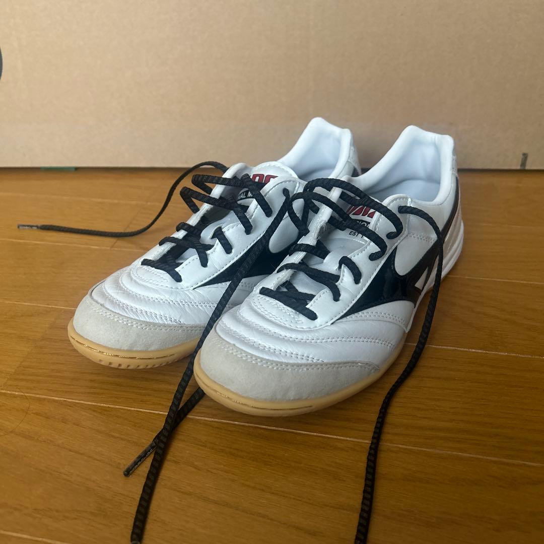 MizunoMorelia サッカーシューズ　ホワイト/ブラック/レッド23cm