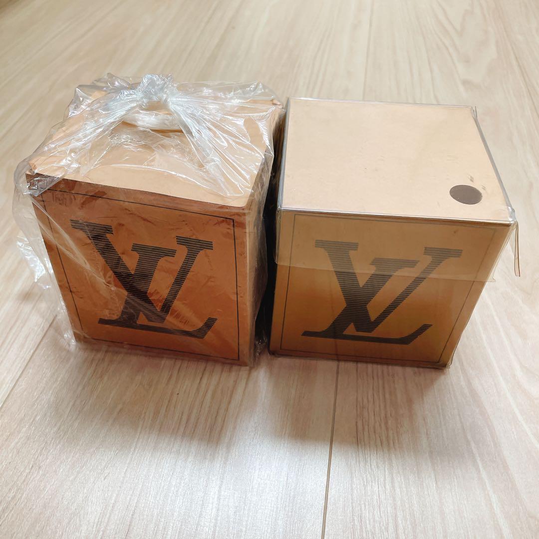 ルイヴィトン　メモパッド　メモ帳　キューブ型　VUITTON 【非売品】
