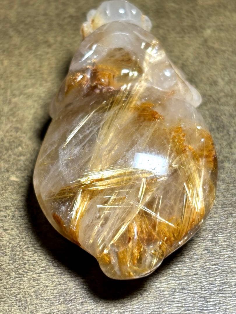 【新入荷】太陽放射タイチンルチル　貔貅　置物　（新品未使用）針ギラギラ　金運最強