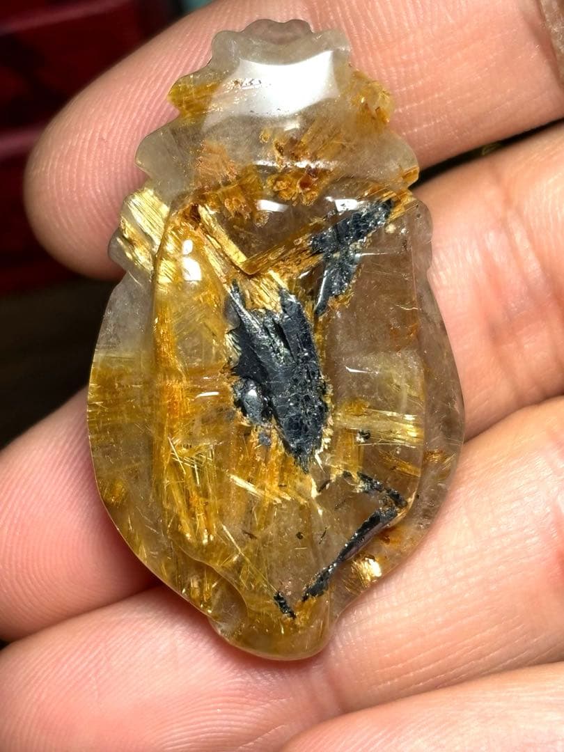 【新入荷】太陽放射タイチンルチル　貔貅　置物　（新品未使用）針ギラギラ　金運最強