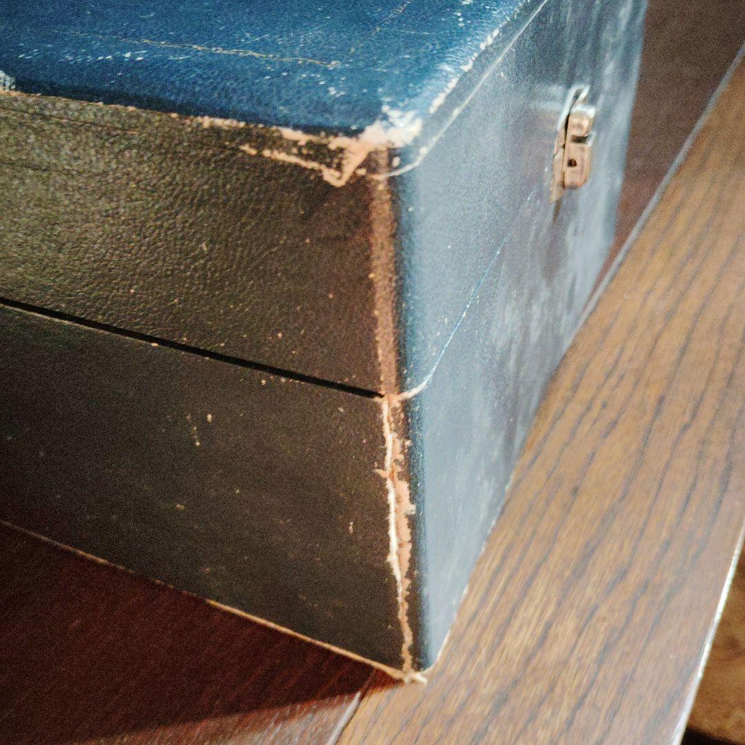 ドームナンシー。クリスタル 白鳥 彫刻 フランス製