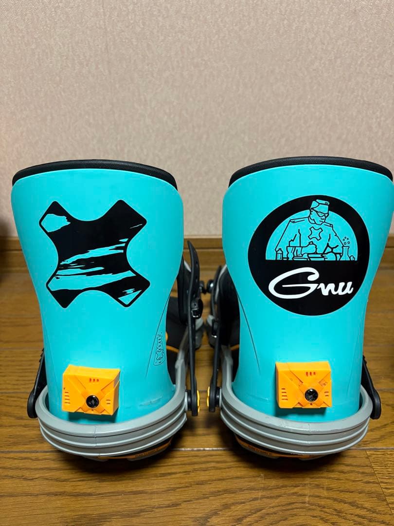 美品✨25/26 BENTL AXTION サイズM