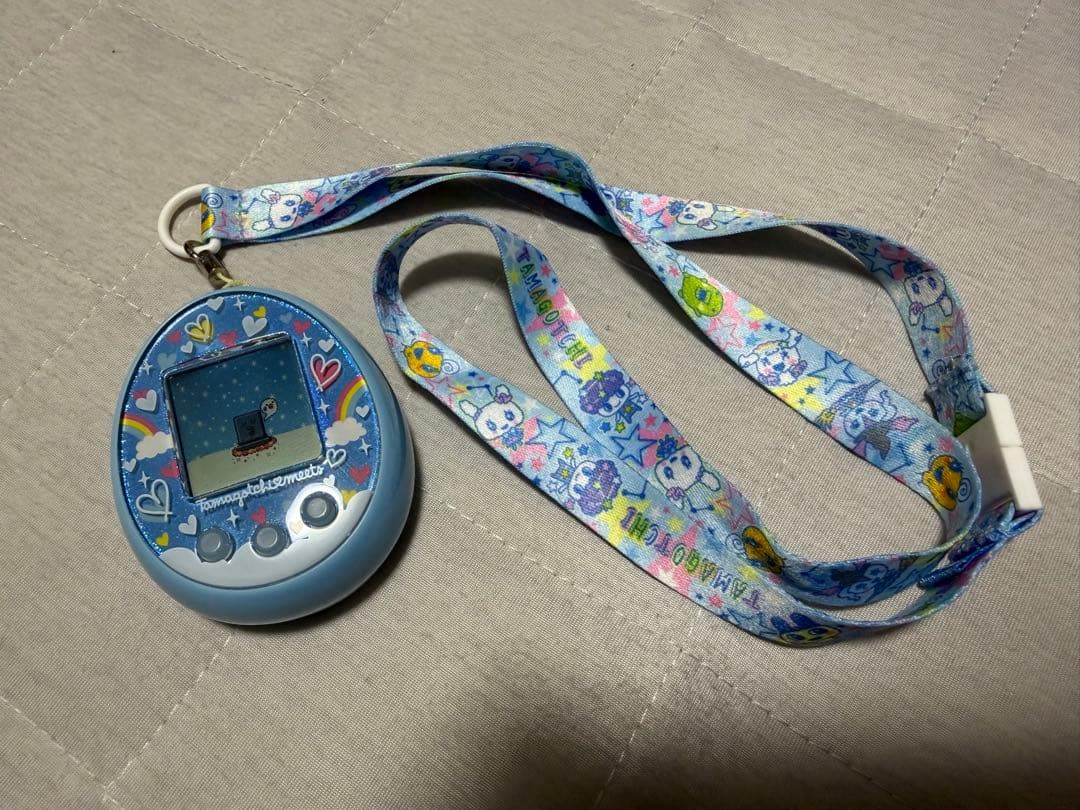 たまごっちみーつ メルヘンみーつver. ブルー ストラップ付き