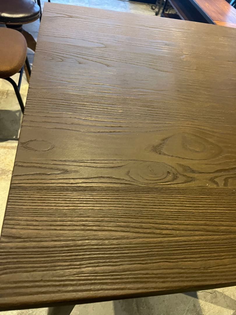 インダストリアルテーブル