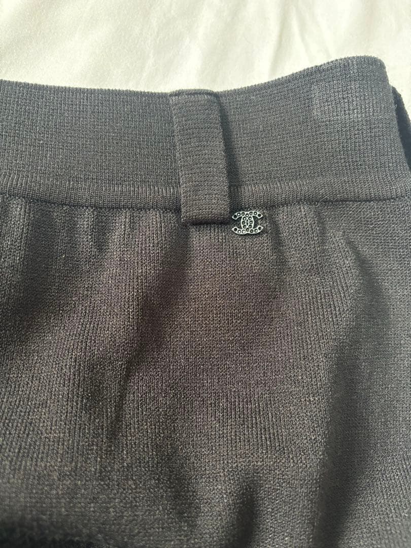 CHANELシャネル　ストレッチジャージータイトスカート　黒38