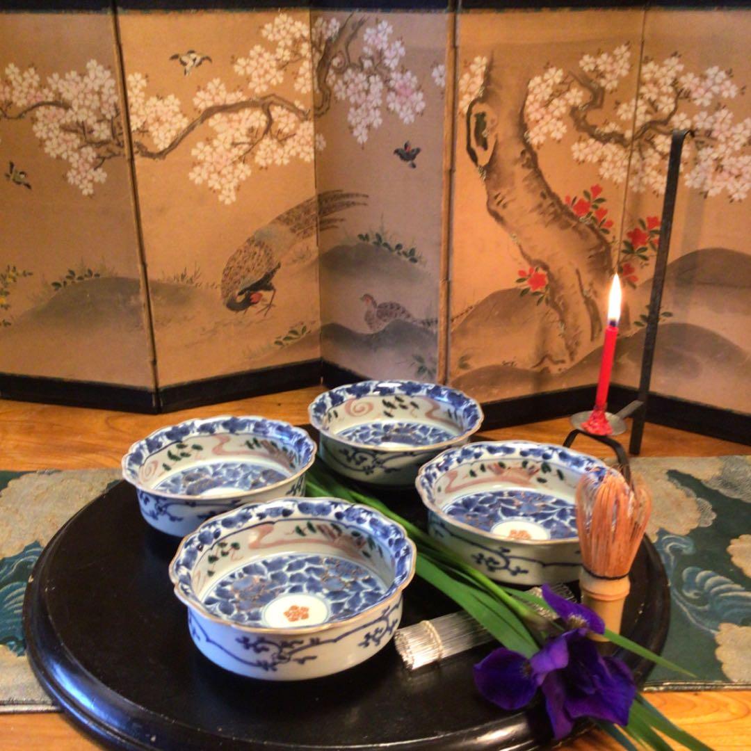 A523 古伊万里　染め錦手　五弁花　牡丹唐草　流水貝紋様　輪花形　鉢　2客