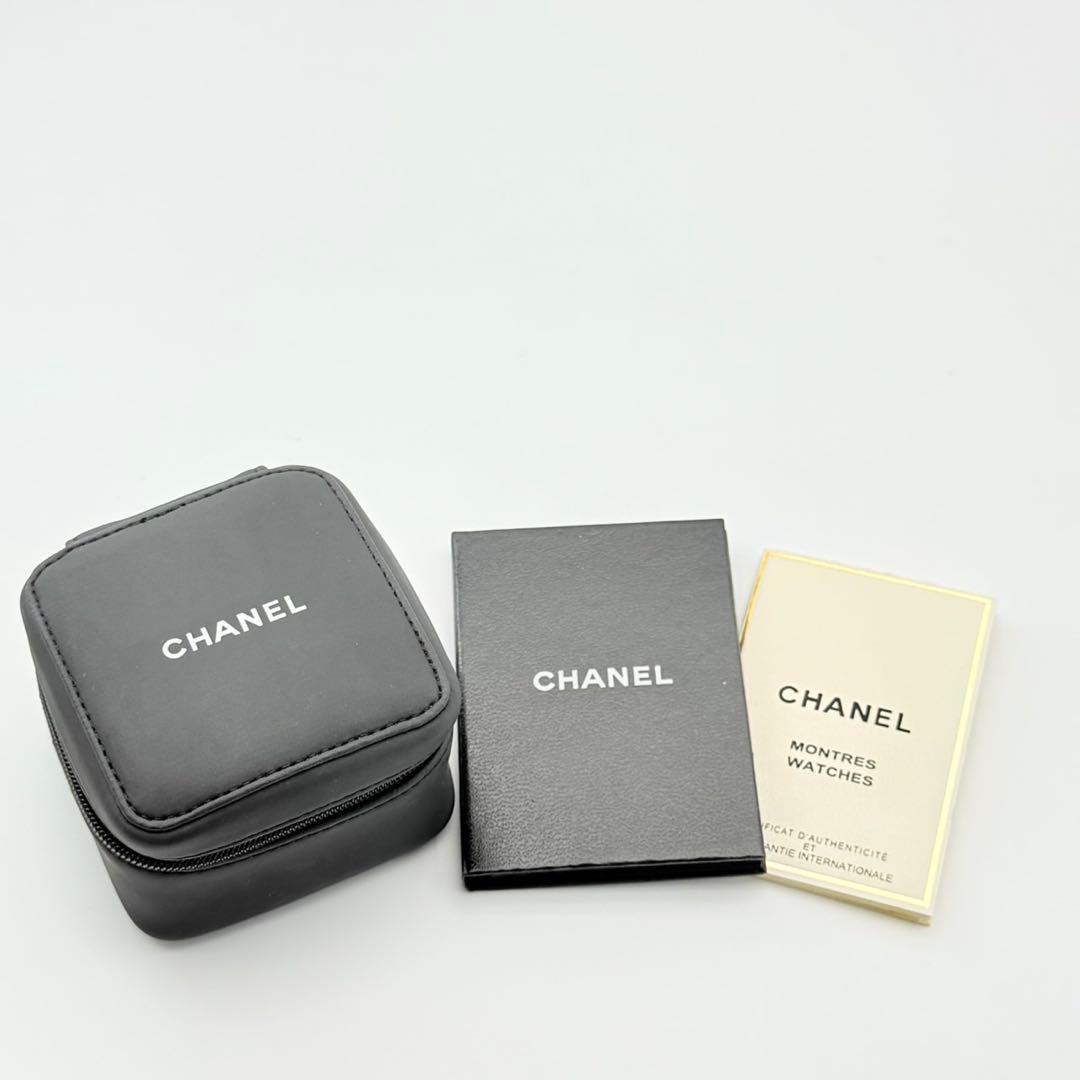 シャネル　マトラッセ　時計　レディース　ブラック　キルティング　付属品有り