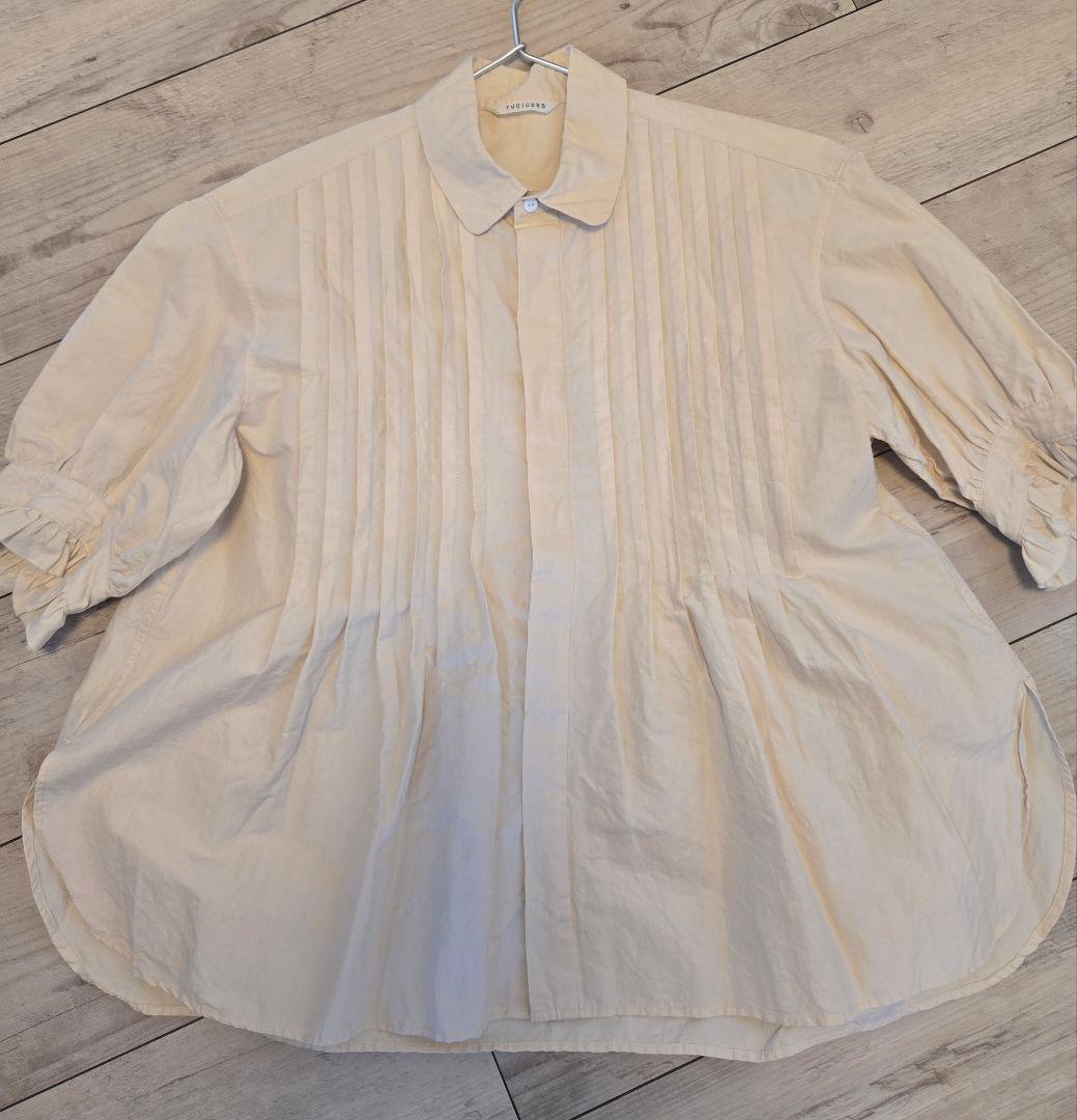 トゥジュー コットンピンタックシャツ 半袖 生成り 定価約5万 近年