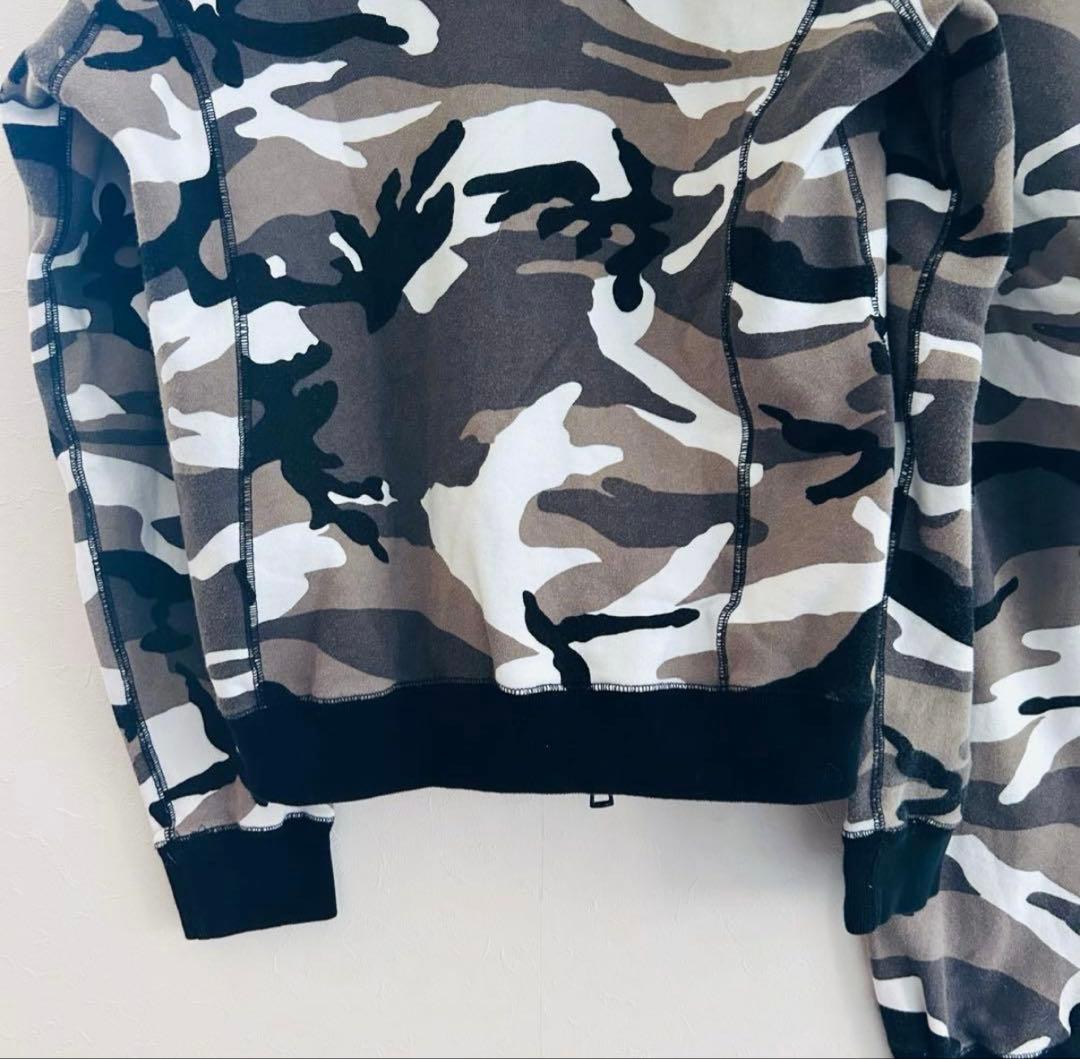 タカ　AKM エイケイエム カモフラ 迷彩 セットアップ パーカー