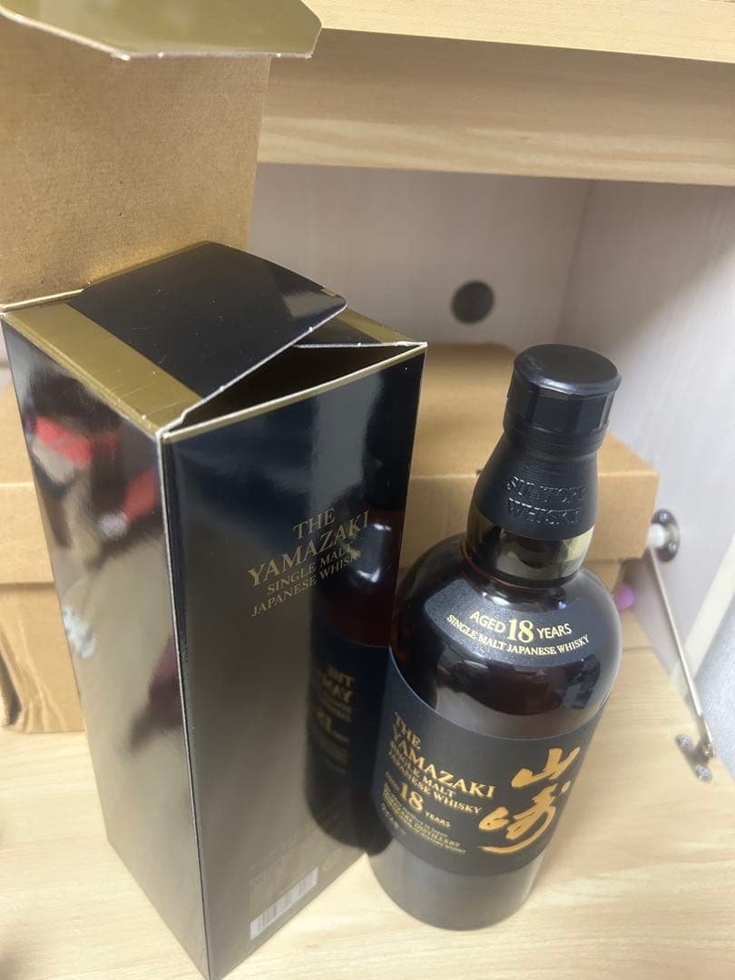 山崎18年　響21年　ウイスキー