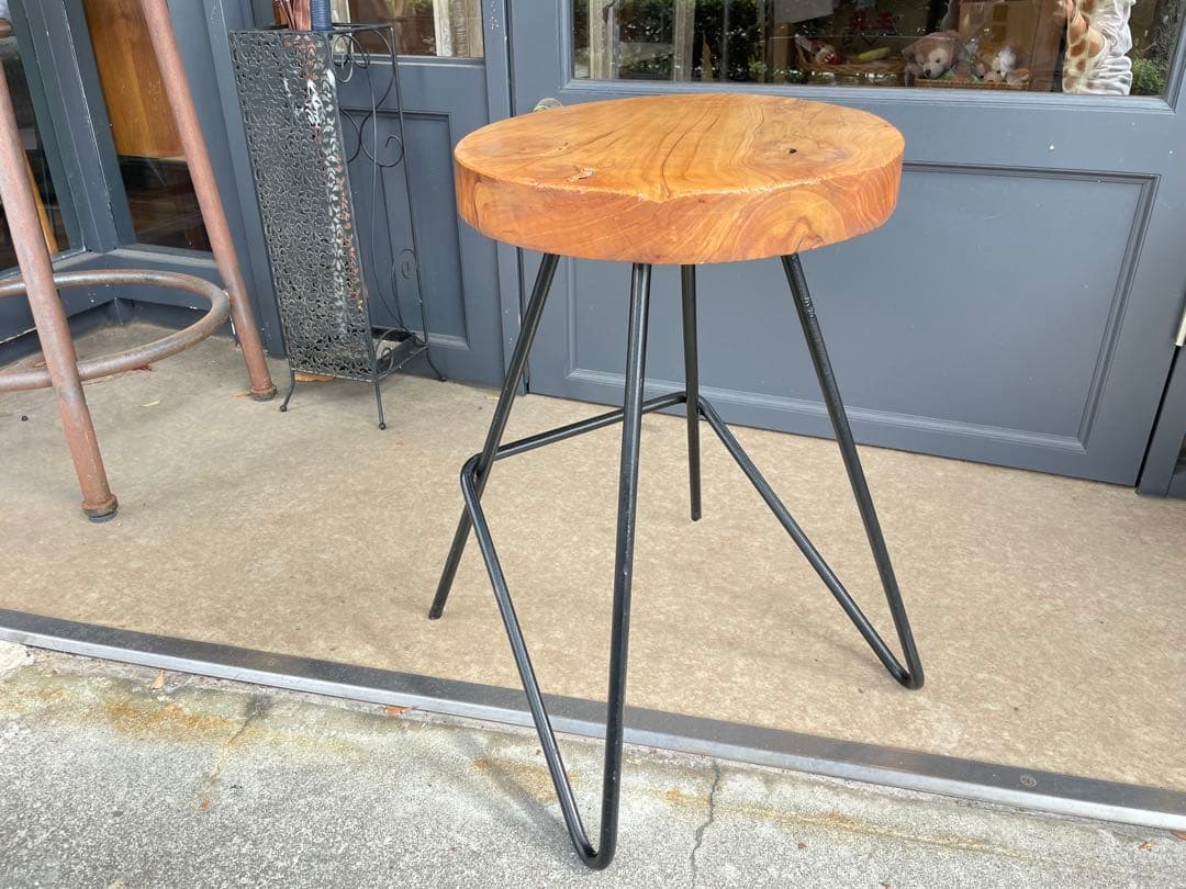 B7106【無垢×アイアン】ラウンドスツール アイアンスツール