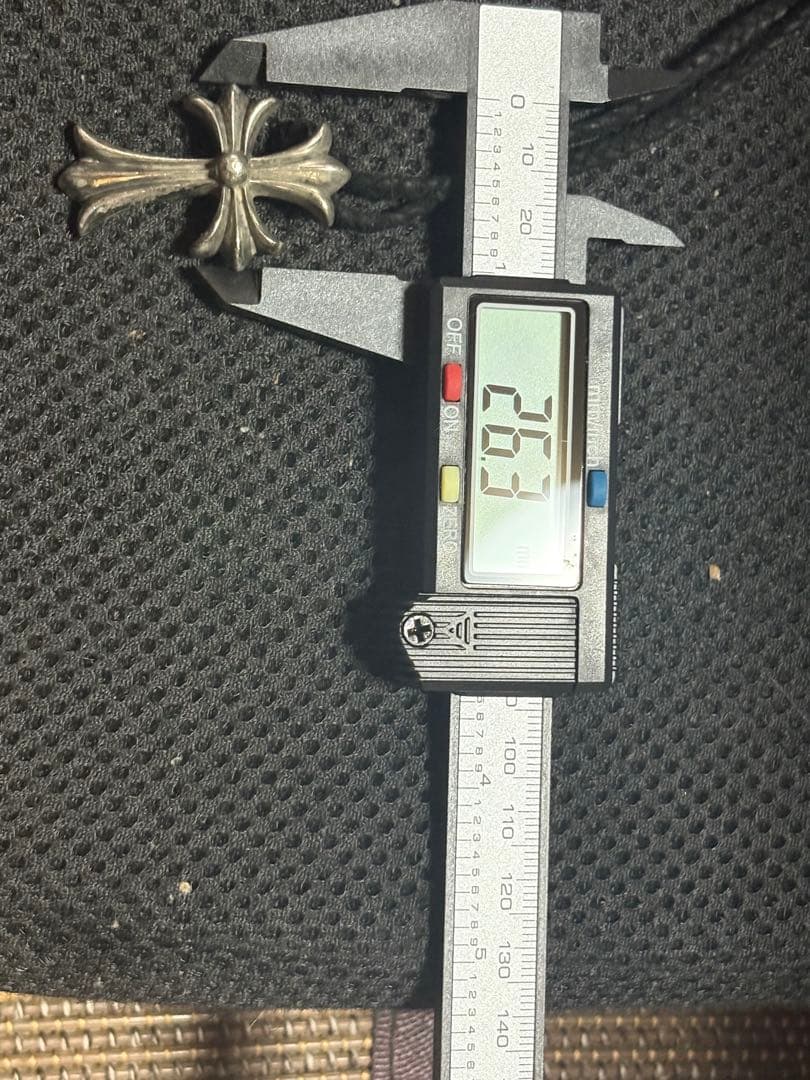 Chrome Hearts クロスペンダントスモール&レザーブレイド