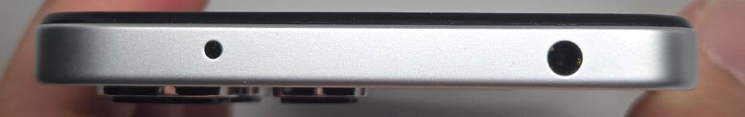 美品 Redmi 12 5G 128GBポーラーシルバー SIMフリーXIG03