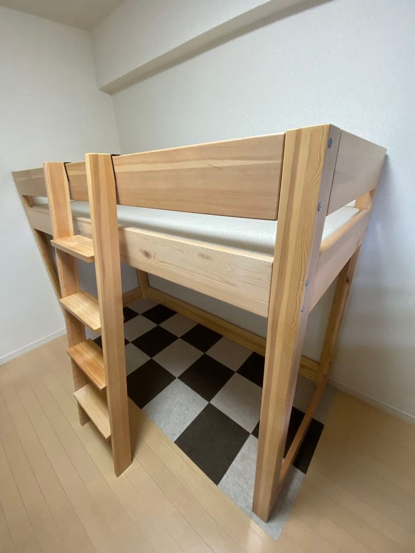 無印良品　パイン材ミドルベッド