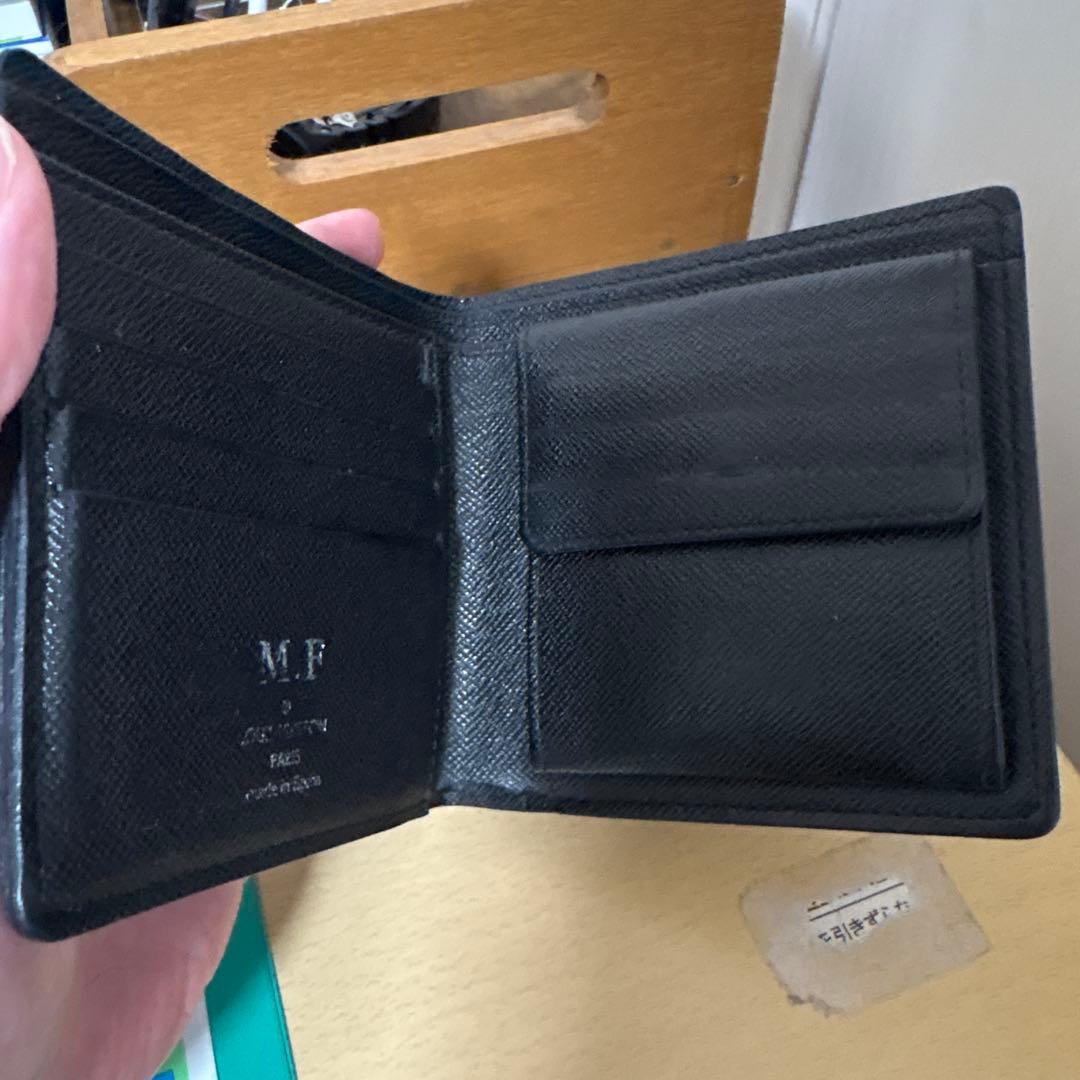 ルイヴィトン 2つ折り財布