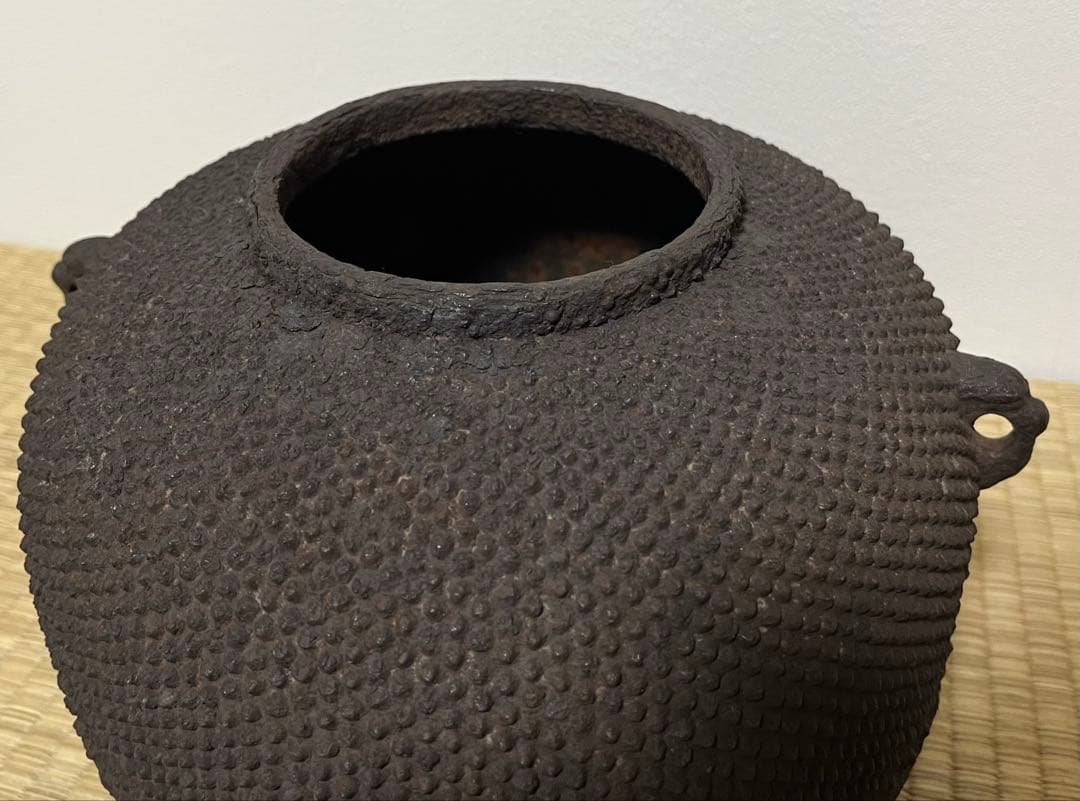 【江戸前期】霰口厚丸釜　名越浄味（古浄味）作