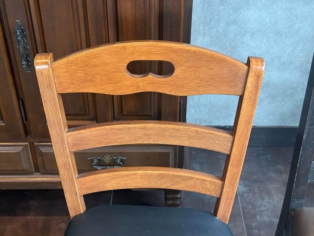 アンティーク　ヴィンテージチェア　クラシック　レトロ　古家具　2脚セット　IZ