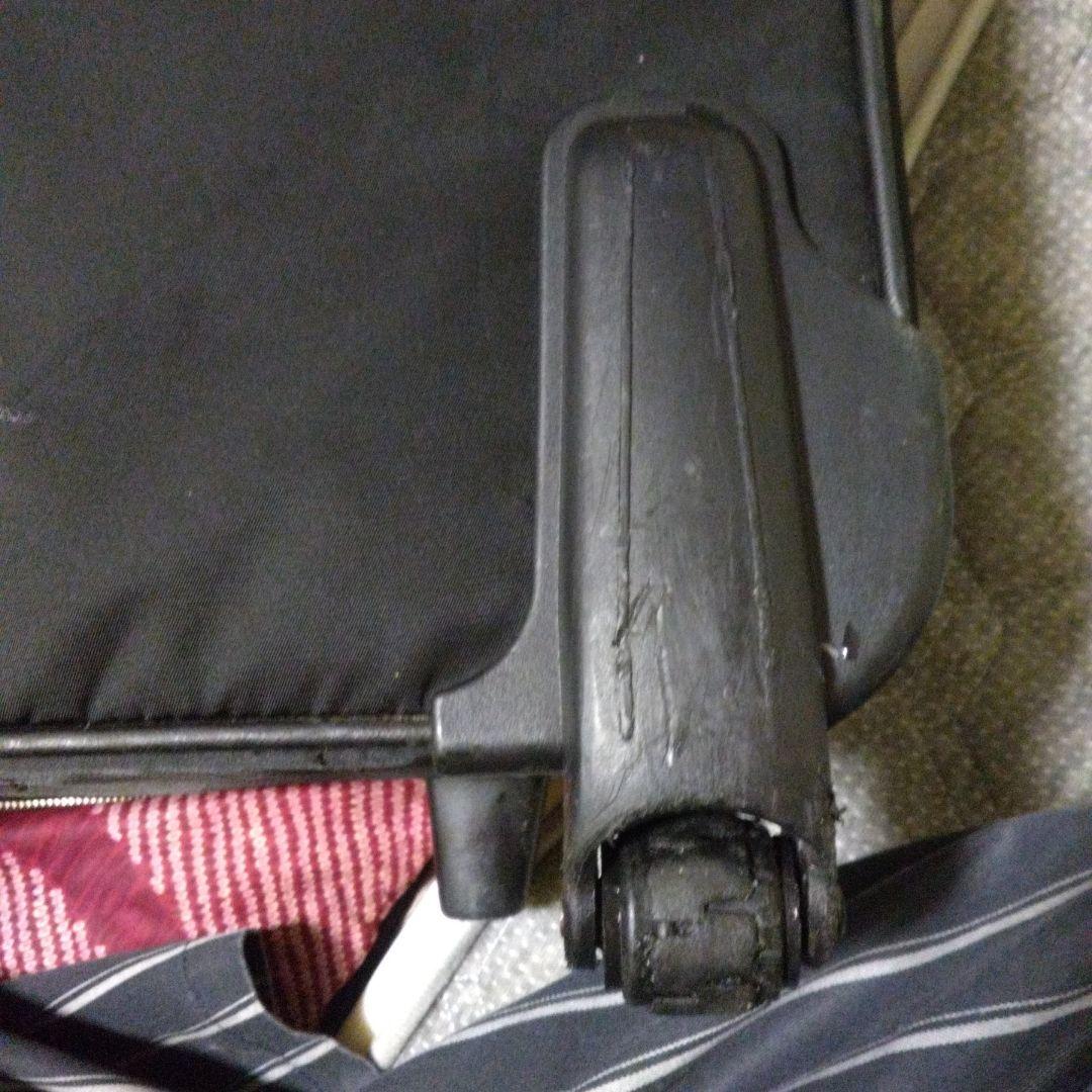 飛*ス様 PRADA ブラック キャリーケース