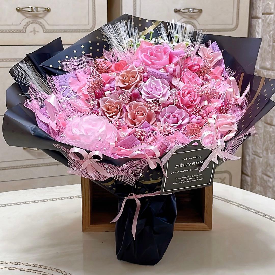 ✨特大✨大人気の花束✨赤バラプリザーブドフラワー＆アーティフィシャルアレンジ✨✨